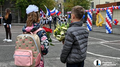 Роспотребнадзор назвал безопасный вес школьного ранца