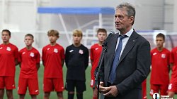 В Челябинске открыли крытый футбольно-легкоатлетический манеж