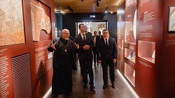 Михаил Дегтярев и Алексей Текслер посетили собор Рождества Христова в Челябинске