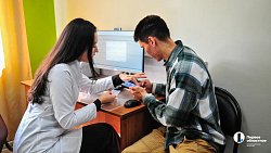 Челябинцы могут закрыть больничный через «Макс» по видеосвязи