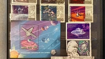 Челябинец продает коллекцию марок по цене однушки