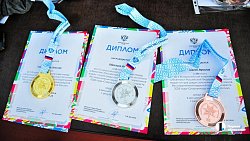 Полина Кнороз стала героиней первого дня турнира по легкой атлетике на Спартакиаде‑2026