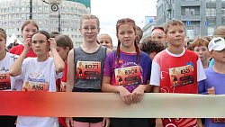 Более 6 тысяч любителей бега вышли на старт Челябинского марафона — 2026