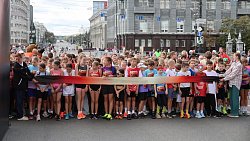 Более 6 тысяч любителей бега вышли на старт Челябинского марафона — 2026