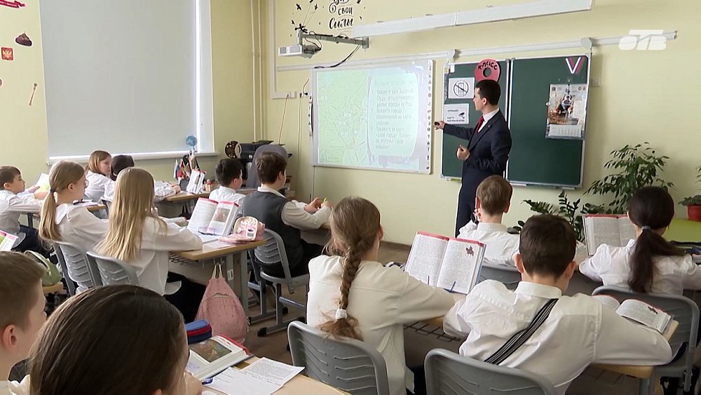 В школах Южного Урала начнут ставить оценки за поведение