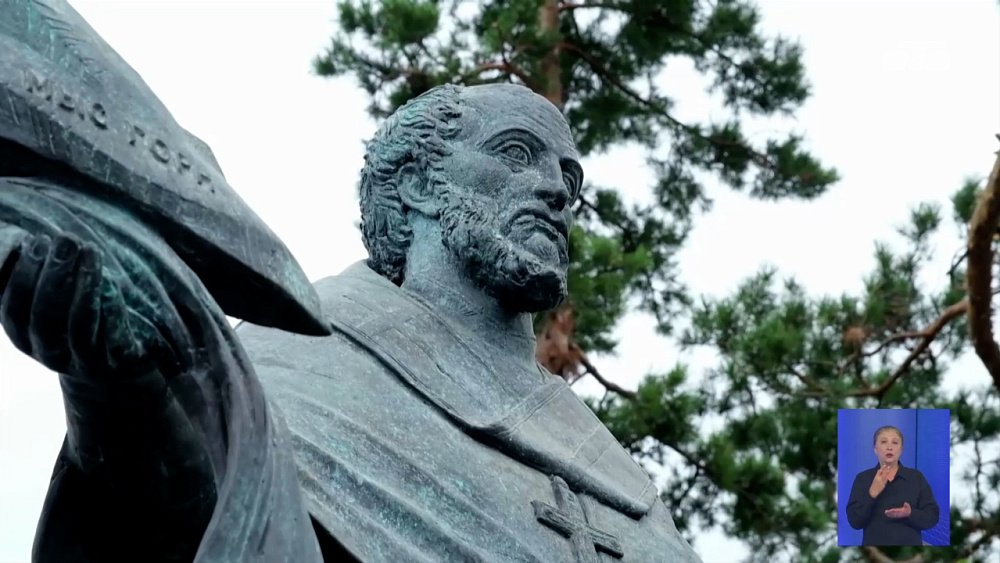 На горе Известная открыли скульптуру святителя Николая Чудотворца