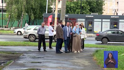 Власти провели пеший рейд по Курчатовскому району Челябинска