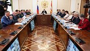 В Челябинской области обсудили меры безопасности и готовность школ к учебному году