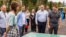 В Челябинске благоустроили 14 дворов и скверов в рамках нацпроекта