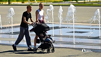 Более 200 студенток из Челябинской области получили пособие по беременности и родам