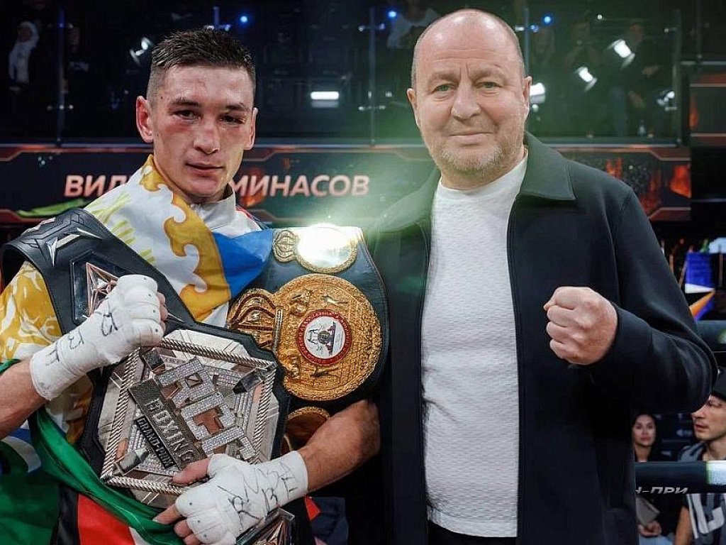 Боксер из Миасса Вильдан Минасов завоевал титул чемпиона WBA в легком весе