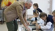В Увельском округе открылся детский центр гончарного мастерства