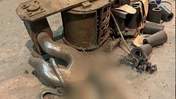 На заводе в Челябинске молодого работника убило крюком грузового крана