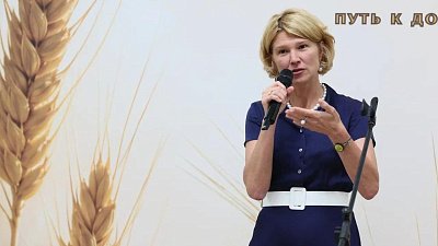 Оксана Лут и Алексей Текслер побывали в новом музее зерна в Челябинске