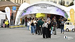 Алексей Текслер познакомился с проектами волонтеров Южного Урала