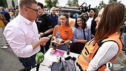Алексей Текслер познакомился с проектами волонтеров Южного Урала