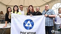 Алексей Текслер познакомился с проектами волонтеров Южного Урала