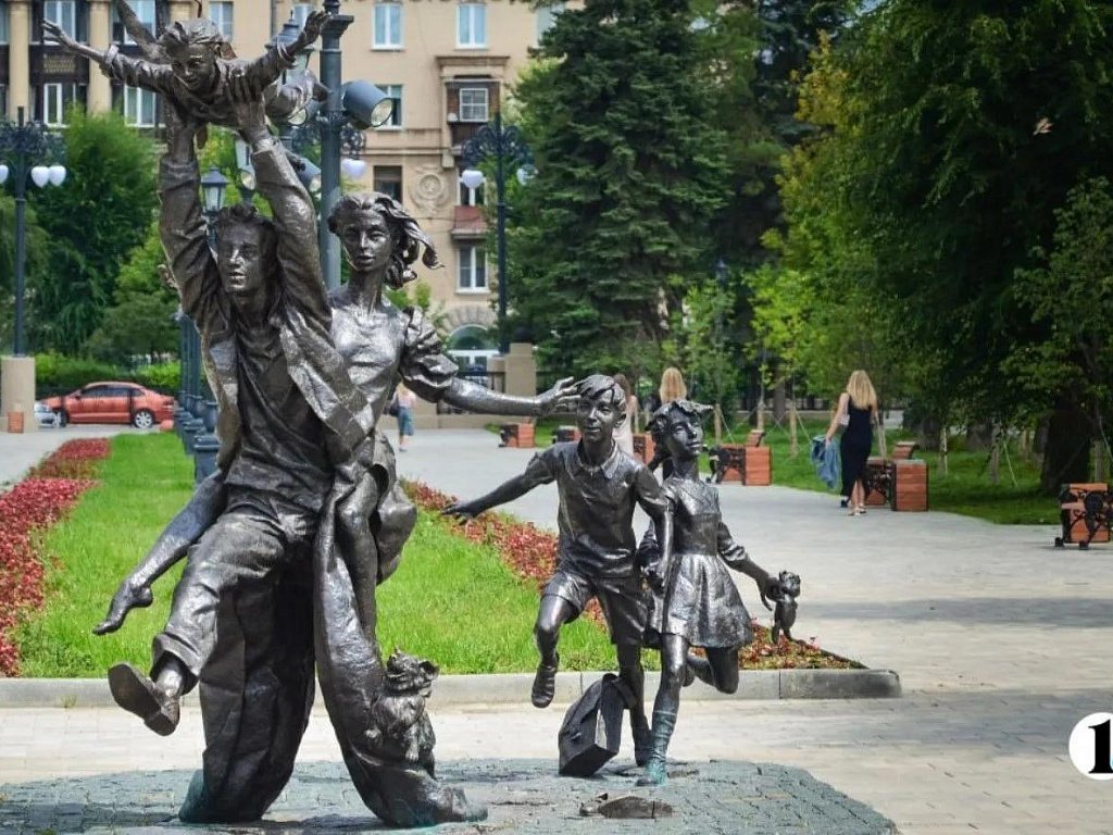 В России предложили ввести «родительскую зарплату» для неработающих родителей