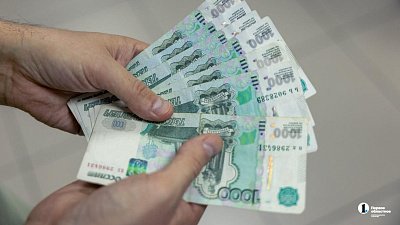 Челябинцы оценили справедливый МРОТ в 55 тысяч рублей
