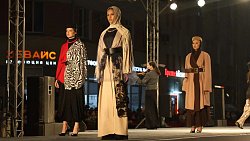 «Парад моды» на Кировке открыл челябинскую осень