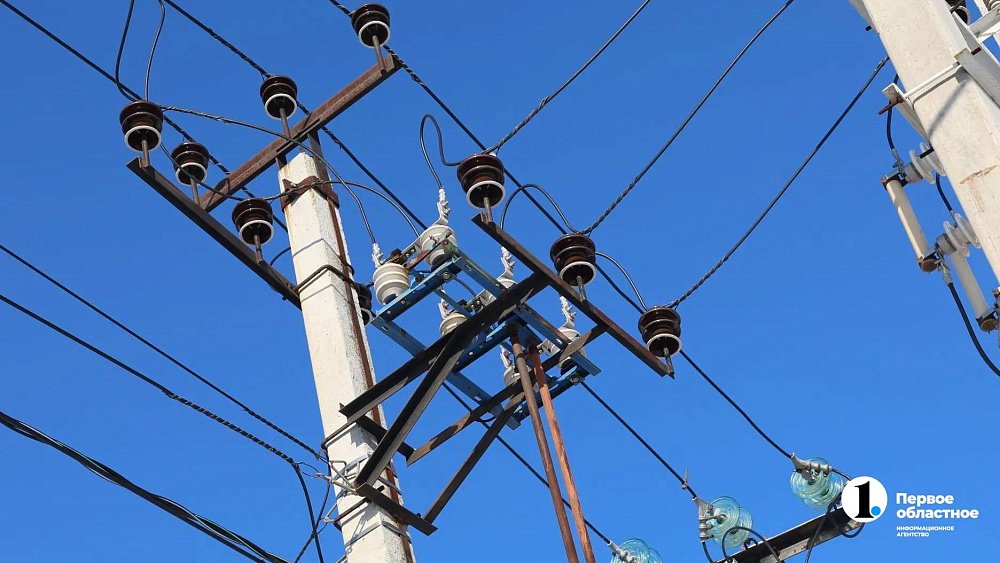 Под Челябинском на опоре ЛЭП током убило мужчину