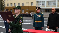 Возрожденному Челябинскому танковому училищу вручили Боевое знамя