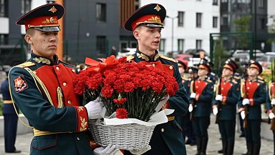 В Челябинске почтили память танкистов — выпускников ЧВТКУ