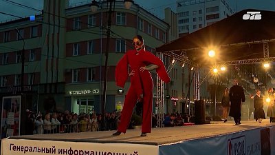 Коллекции одежды местных дизайнеров представили на «Параде моды» в Челябинске