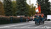 Боевое знамя танкового училища в Челябинске будут охранять златоустовские шашки