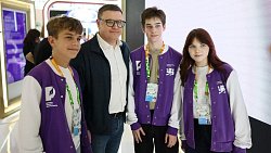 Алексей Текслер выступил на сессии‑презентации клуба молодых экономистов