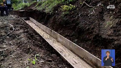 В Златоусте идет замена труб на теплосети