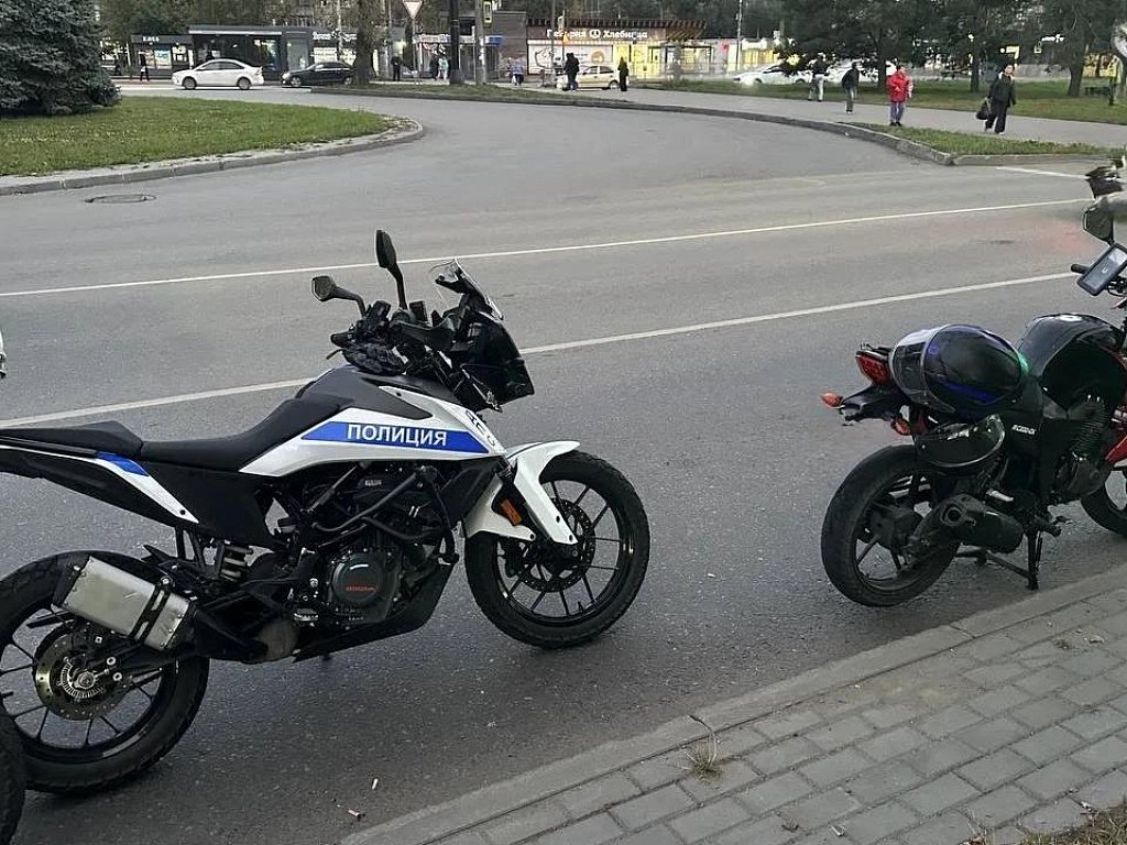 В Челябинске ГАИ продолжает принуждать к порядку юных мотоциклистов