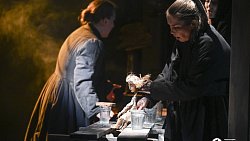 «А вокруг — вода»: в Челябинске показали спектакль «Наводнение» по Замятину