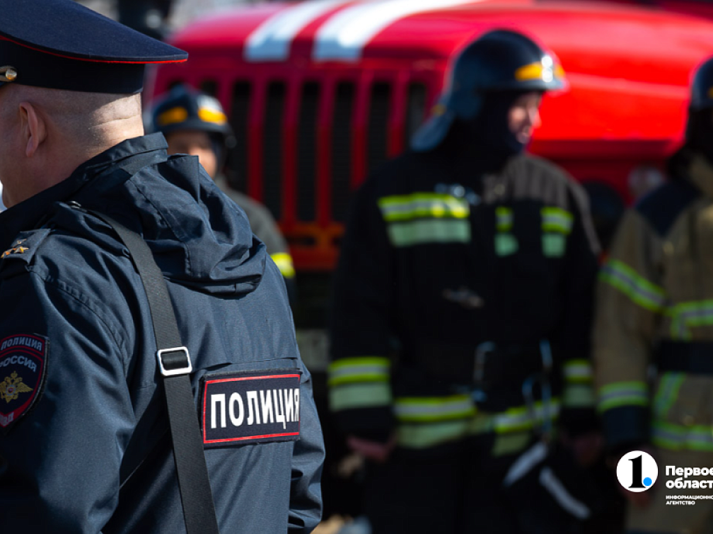 Пункт выдачи заказов загорелся в районе ЧМЗ