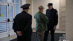 В новой школе под Магнитогорском жители активно голосуют во второй день выборов