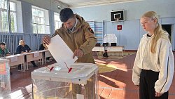 Волонтеры «ЛизаАлерт» из Златоуста пришли на выборы всей семьей