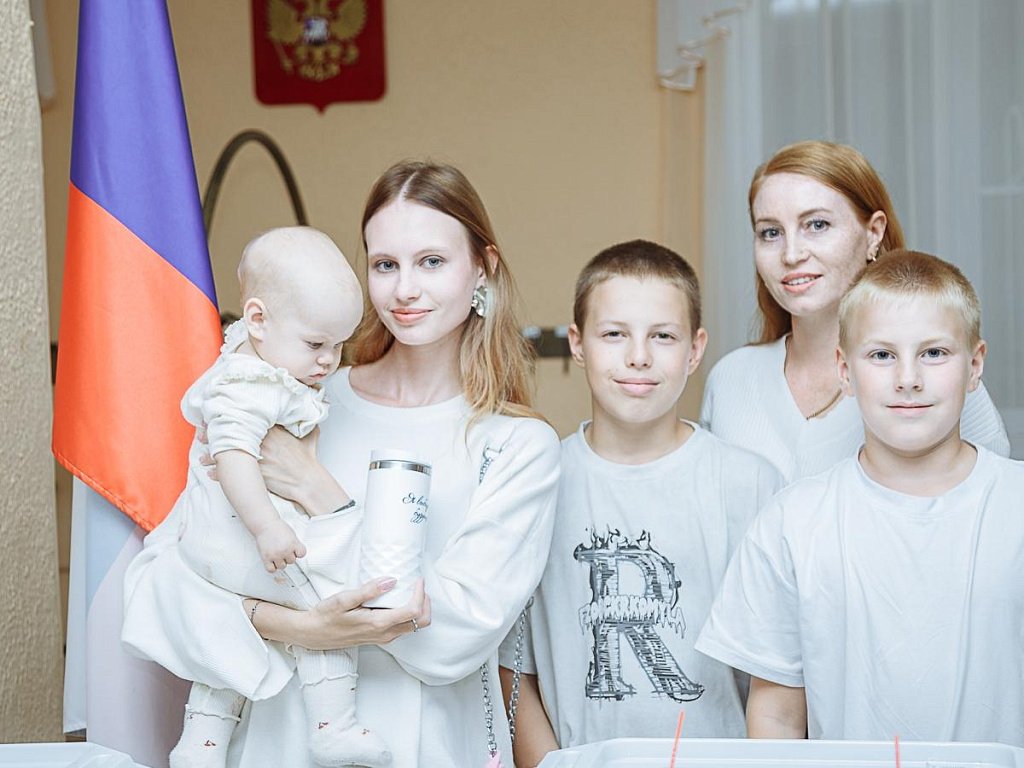 «Шаг во взрослую жизнь»: на выборах впервые голосуют 18-летние южноуральцы