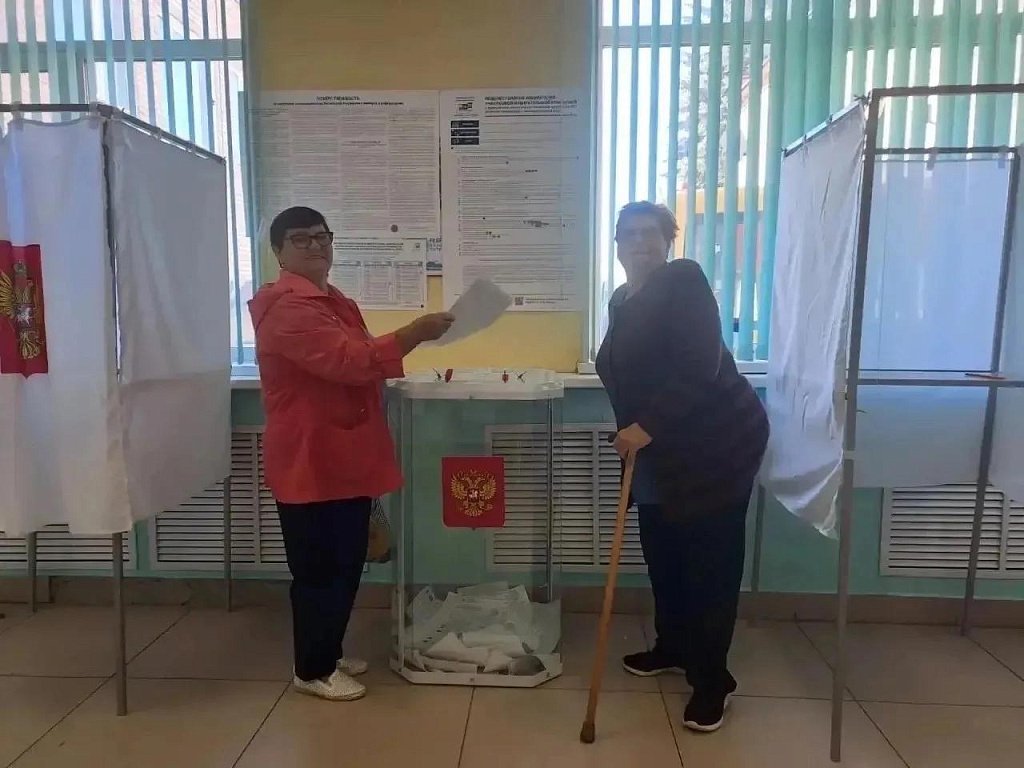 Соцработники Челябинской области помогают подопечным в голосовании