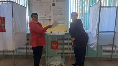 Соцработники Челябинской области помогают подопечным в голосовании