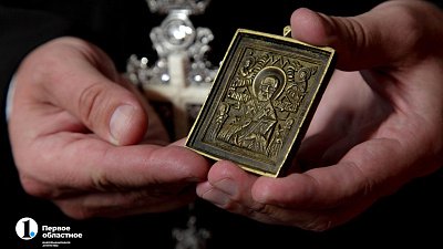«В окопах атеистов нет»: как одна икона связала поколения южноуральцев