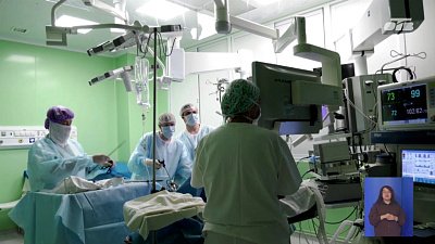 Челябинские врачи спасли будущую маму от кисты селезенки