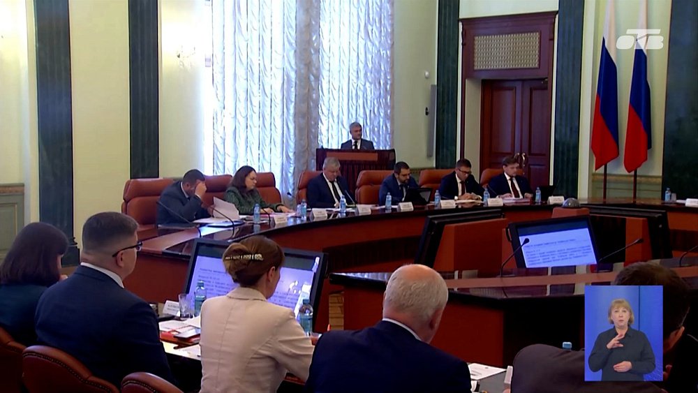 Алексей Текслер открыл первое заседание Правительства Челябинской области в новом составе