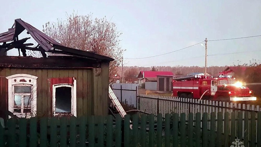 В селе Большой Куяш из‑за оставленной золы сгорели дом и баня