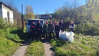 Волонтеры вывезли с берегов реки Ай 20 «кубов» мусора