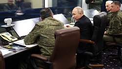 Владимир Путин посетил военный полигон «Чебаркульский» в Челябинской области