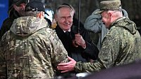 Владимир Путин оценил новые реактивные дроны на полигоне под Челябинском
