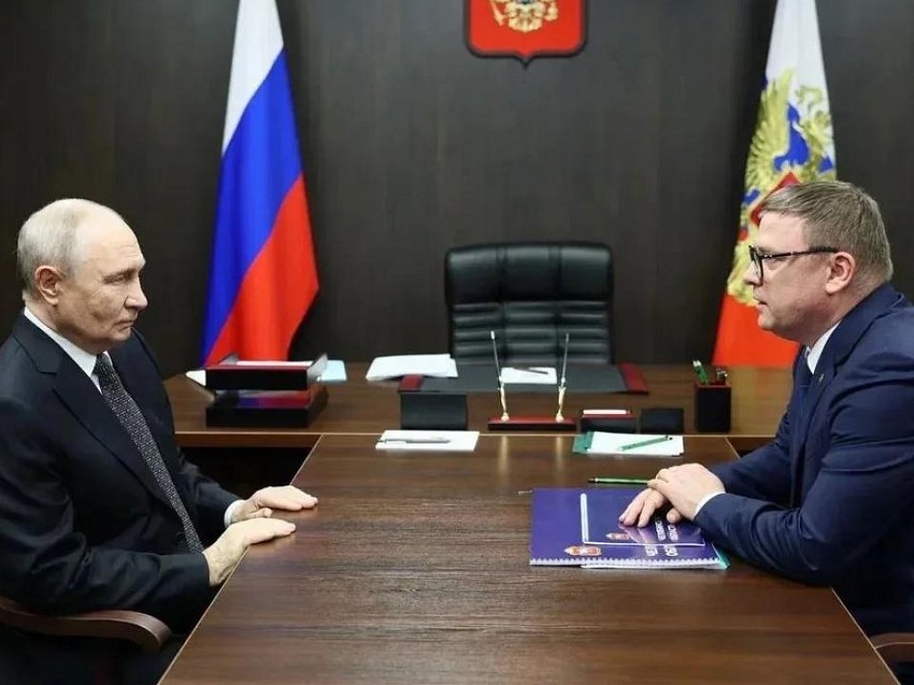 Президент Владимир Путин провел встречу с губернатором Алексеем Текслером