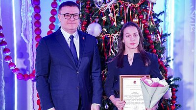 Алексей Текслер поздравил Сабину Гилязову с бронзой чемпионата мира по дзюдо