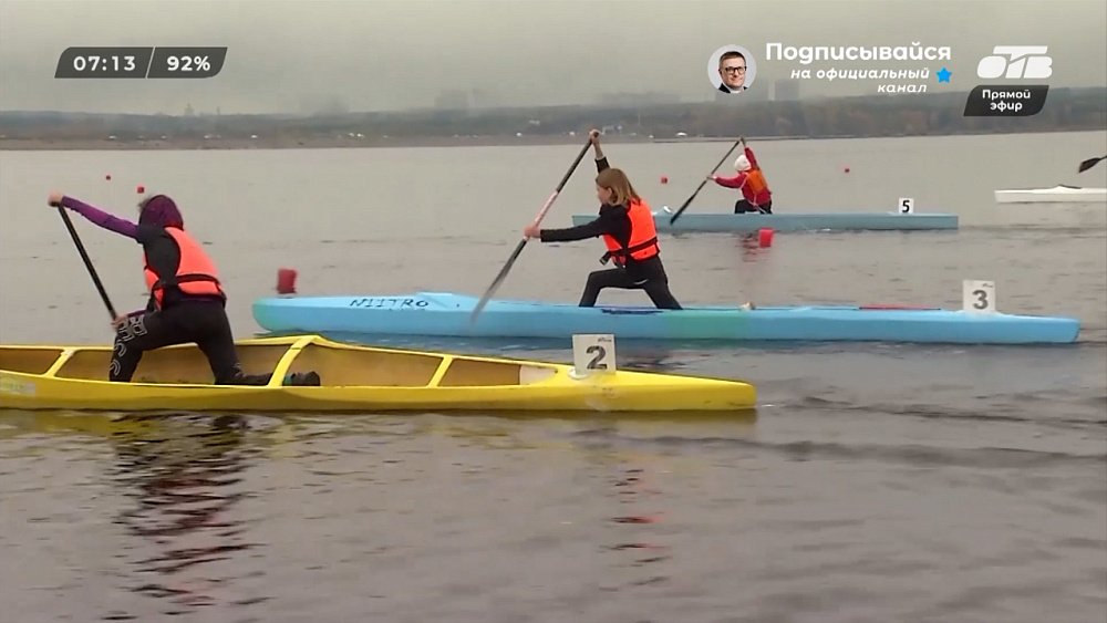 О чемпионате Урала по гребле в сюжете «Весла вместо зонтов»