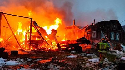 В Златоусте полицейский спас пожилую женщину на пожаре